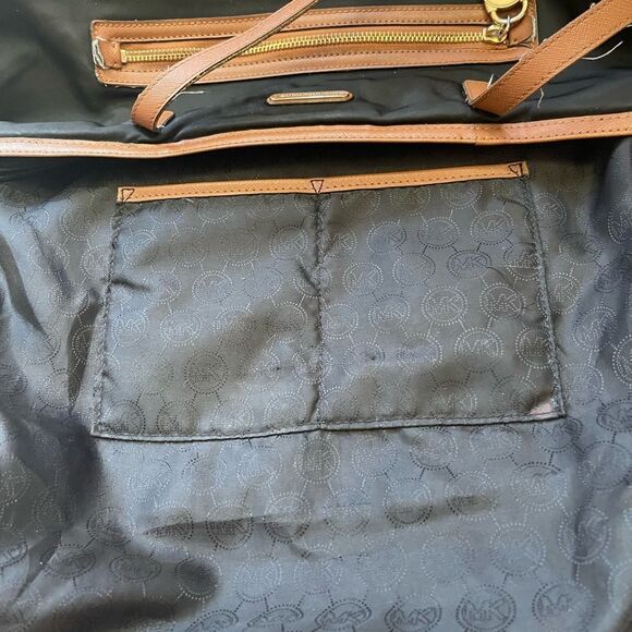 Michael Kors Kempton Nylon Black with Brown Leather traps Tote Bag . - Picture 13 of 16